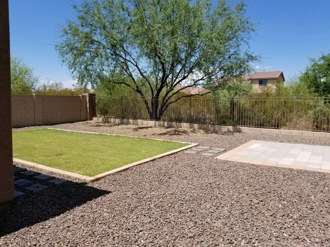 Building Photo - 6834 W Nadine Way