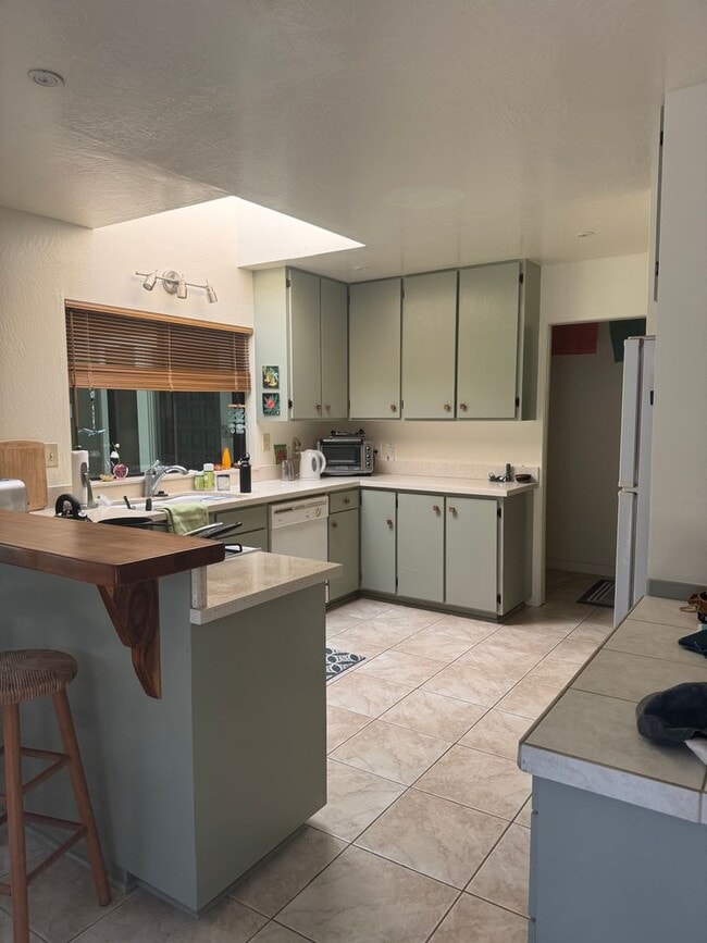 Building Photo - Furnished 2 Bedroom 2 Bath Home in Princev...