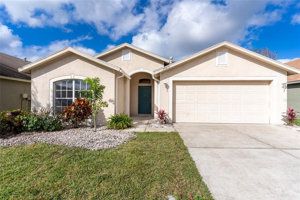 29417 Crossland Dr, Zephyrhills, FL 33543 House for Rent in