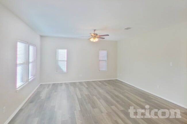Building Photo - 1228 Sweetgum Dr