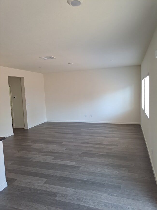 Building Photo - 5081 Star Dance Cir