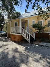 Building Photo - 80 6th St