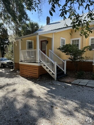 Building Photo - 80 6th St