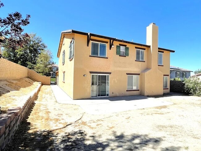 Building Photo - 38624 Annette Ave
