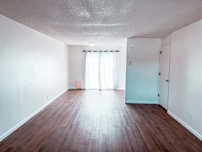 Foto del edificio - 5233 G St