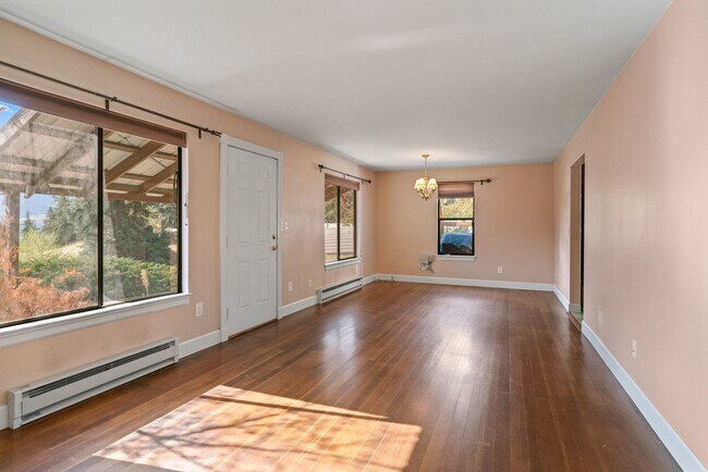 Foto del edificio - 3 Bedroom 1 Bath