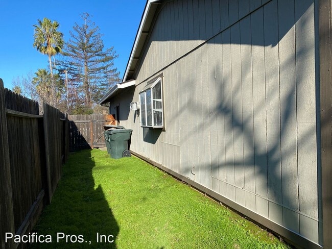 Building Photo - 3 br, 2 bath House - 4336 Tallyho Drive