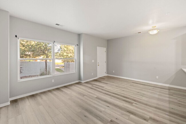 Building Photo - JUST REMODELED 2 bedroom/2 car garage with...