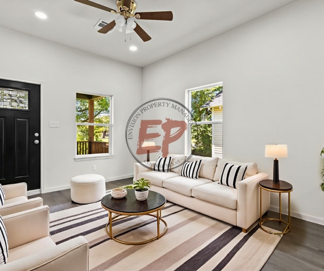 Foto del edificio - 1019 Elm Ave