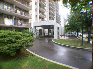 Photo du bâtiment - 20 & 72 Gamble