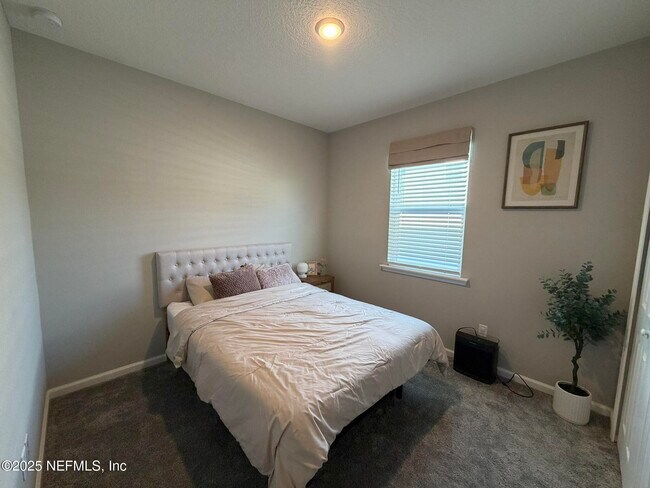 Foto del edificio - 7095 Mahogany Run Dr