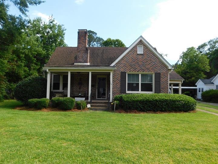 Primary Photo - 16 Mason Croft Dr