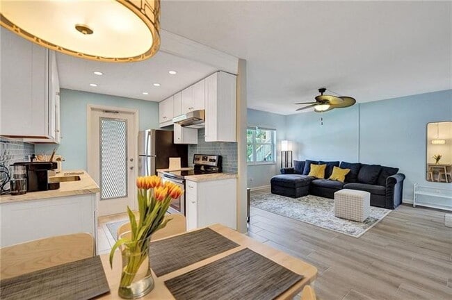 Building Photo - 224 Hibiscus Ave