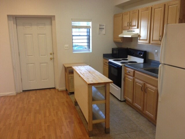 Foto del edificio - 811 7th St NE