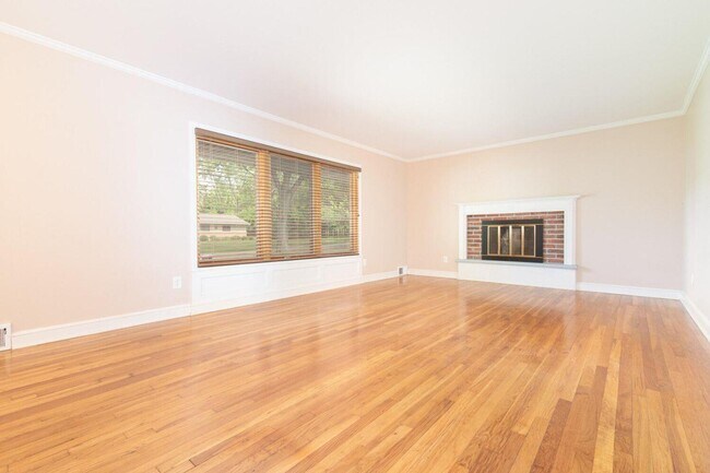Foto del edificio - 3672 Middlebury Ln