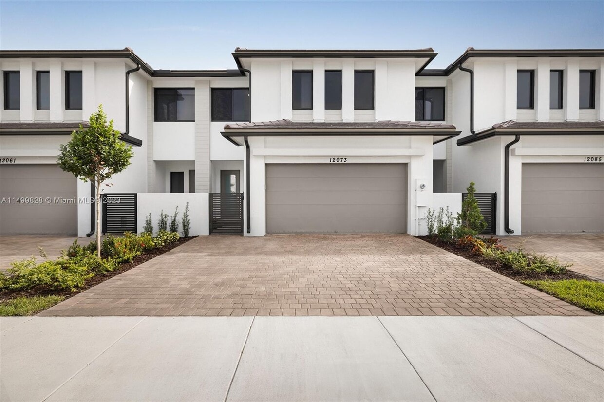 12073 SW 83rd Pl, Kendall, FL 33156 Townhome Rentals in Kendall FL
