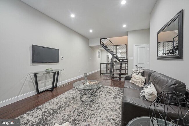 Foto del edificio - 2538 Turner St
