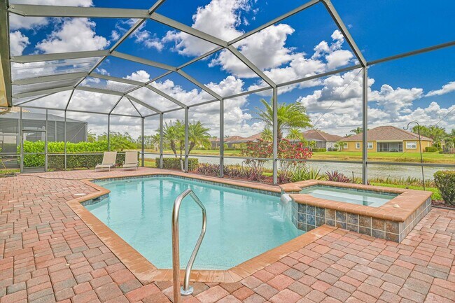 Foto del edificio - **Bella Terra Estate 5BED/3BATH - 3 Car ga...