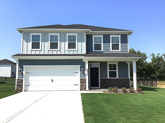 Building Photo - 5212 Valor Dr