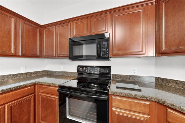 Foto del edificio - 5953 Snow Creek Dr