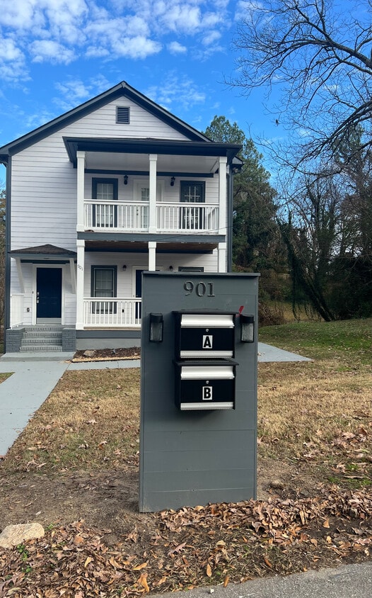 Room in Duplex on Hall St NW - Room in Duplex on Hall St NW