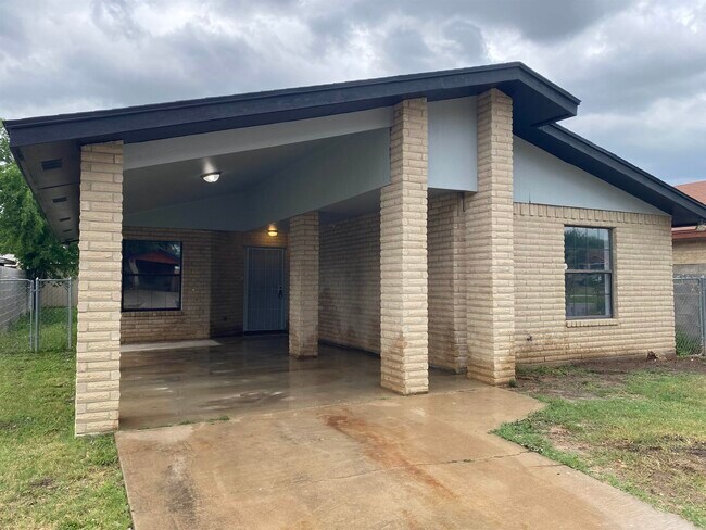 Foto del edificio - 1446 Agave Dr