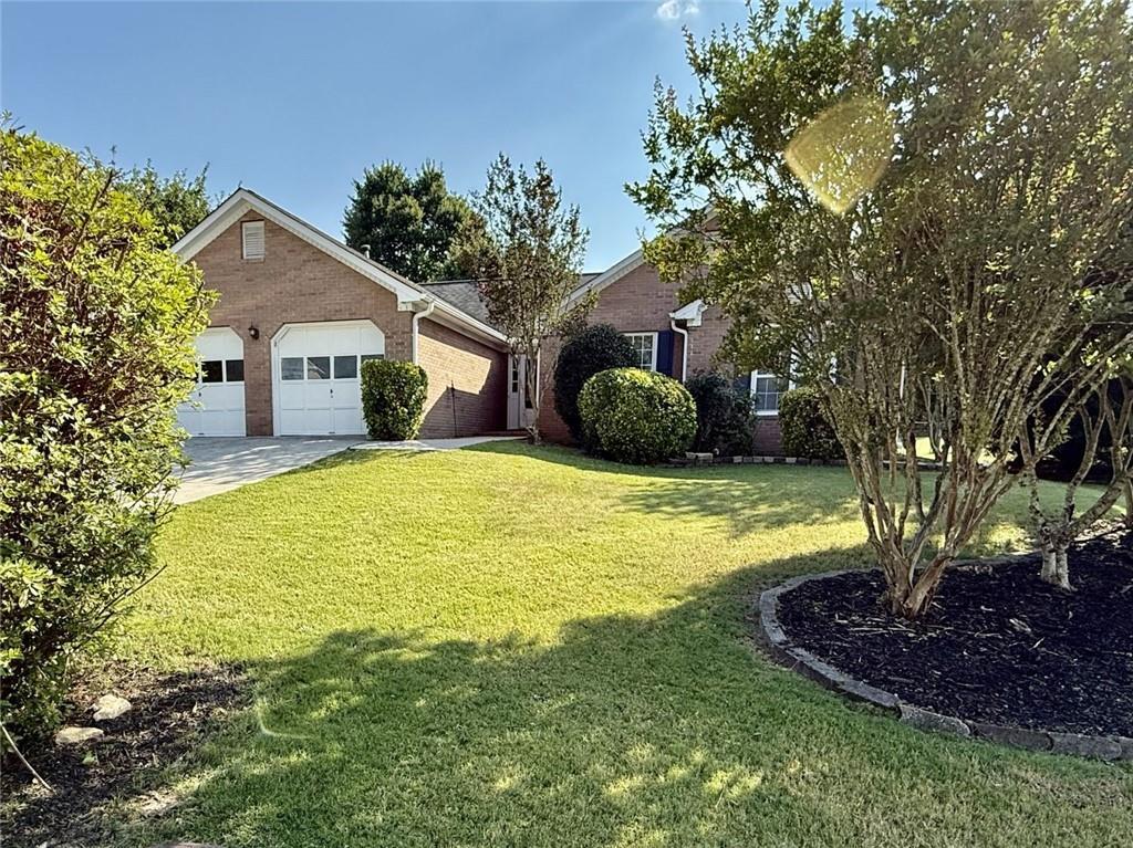Foto principal - 3267 Summit Glen Dr
