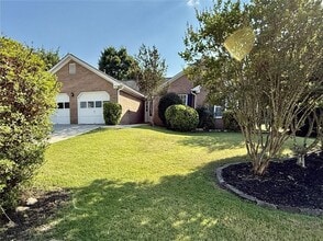 Building Photo - 3267 Summit Glen Dr