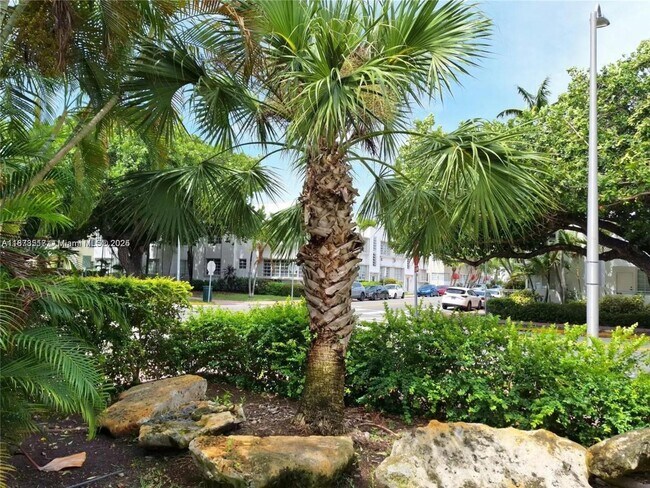 Foto del edificio - 1009 Meridian Ave