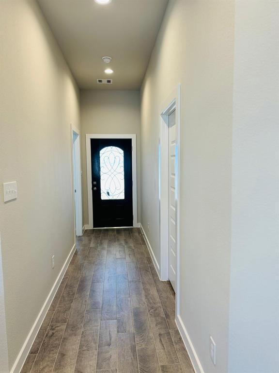 Building Photo - 3246 Tilley Dr