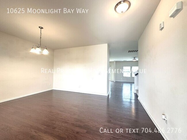 Foto del edificio - 10625 Moonlight Bay Wy