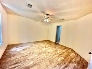 Building Photo - 18214 Wren Dale Ln