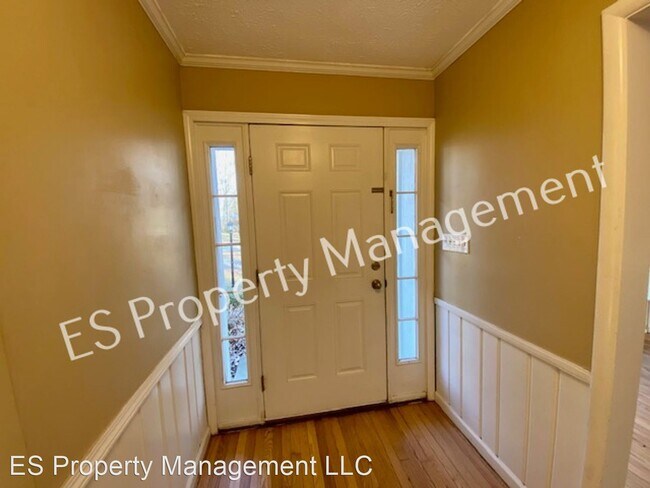 Building Photo - 3 br, 2 bath House - 3353 W. 42nd St.