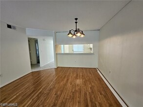Building Photo - 3001 Sandpiper Bay Cir