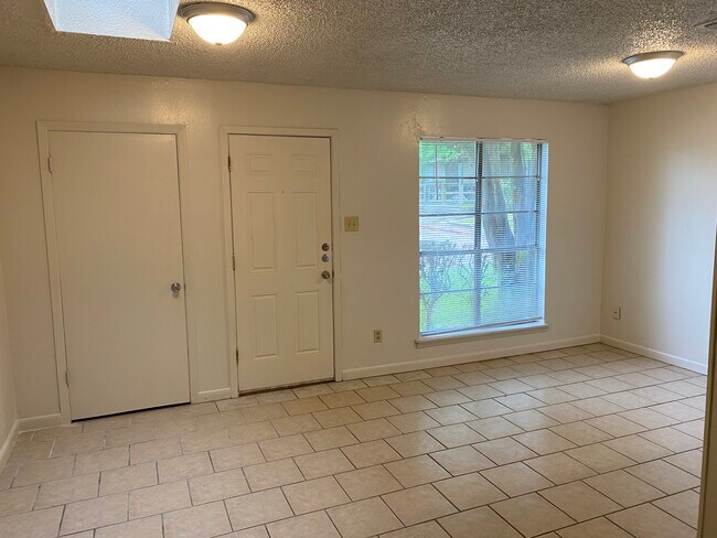 Foto del edificio - 1411 N 10th St