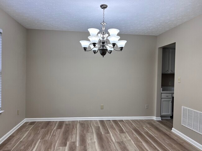 Foto del edificio - 12381 E 131st St