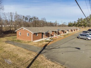 Building Photo - 500 Bethania-Rural Hall Rd
