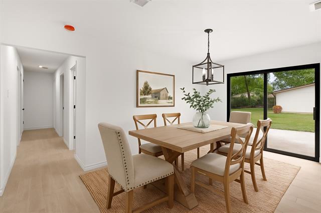 Building Photo - 103 N Summit St