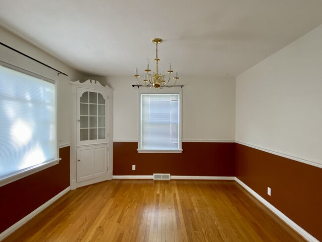 Building Photo - 192 Rhinecliff Dr