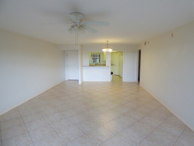 Building Photo - Rolls Landing Condo- Gated community with all the features