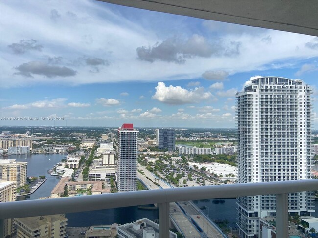 Foto del edificio - 1800 S Ocean Dr