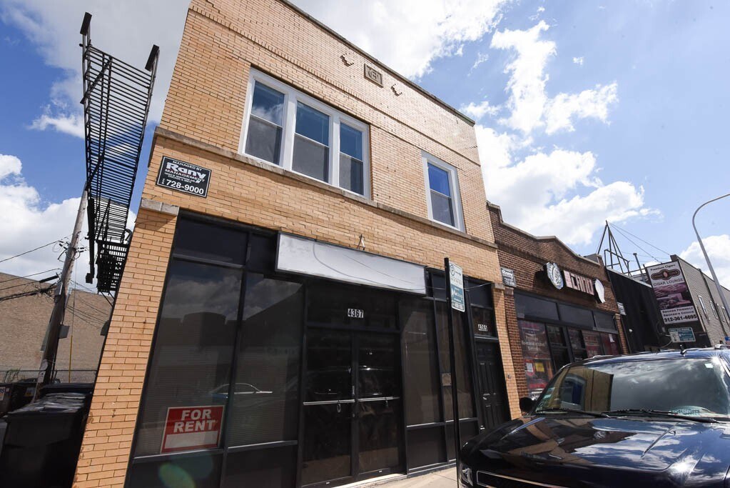 Foto principal - 4365 N Elston Ave