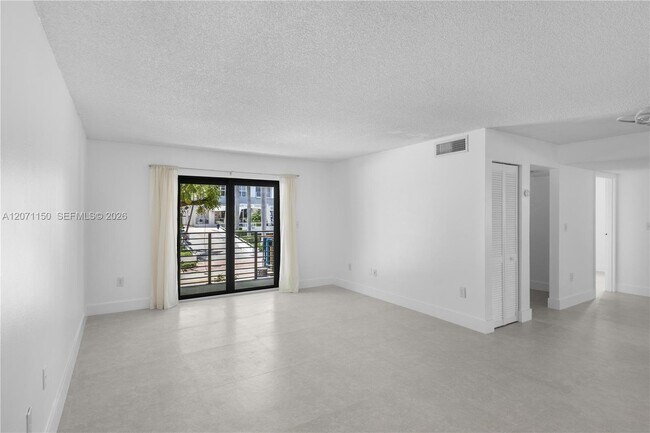Building Photo - 1225 West Ave