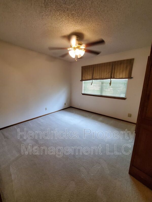 Building Photo - 4647 Green Willow Woods