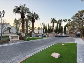 Building Photo - 7956 Marbella Cir