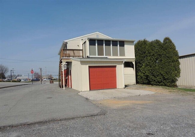 Foto del edificio - 3198 Grenway Rd