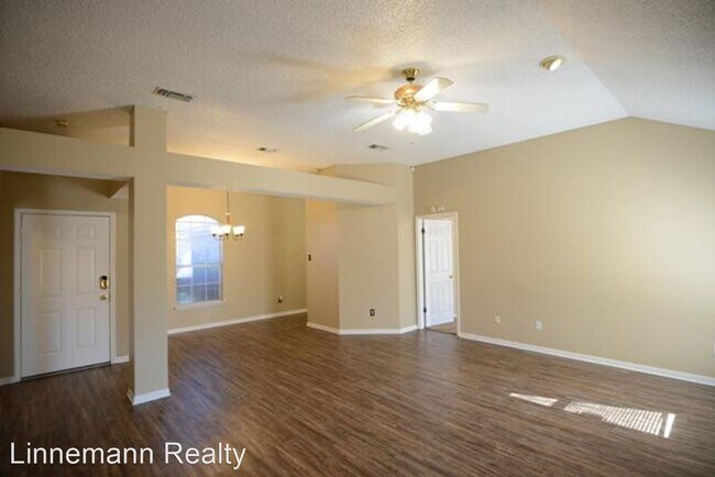 Foto del edificio - 3 br, 2 bath House - 1708 Clairidge Avenue