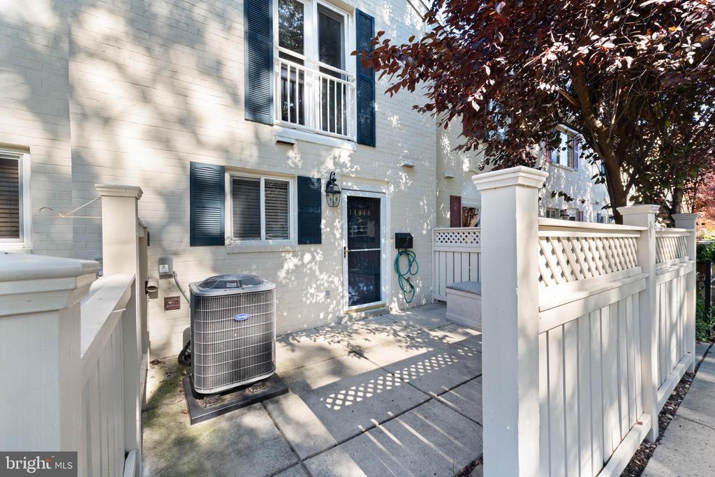 Foto principal - 1431-B S Van Dorn St