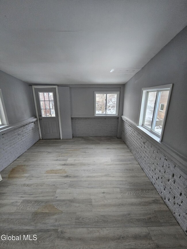 Foto del edificio - 119 Grand St