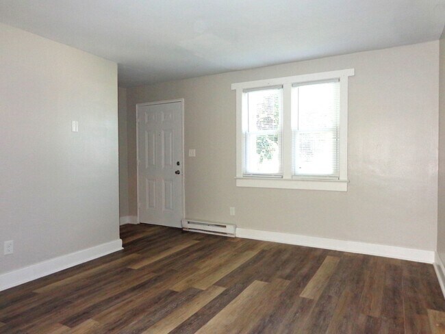 Foto del edificio - Townhomes at West Little Creek